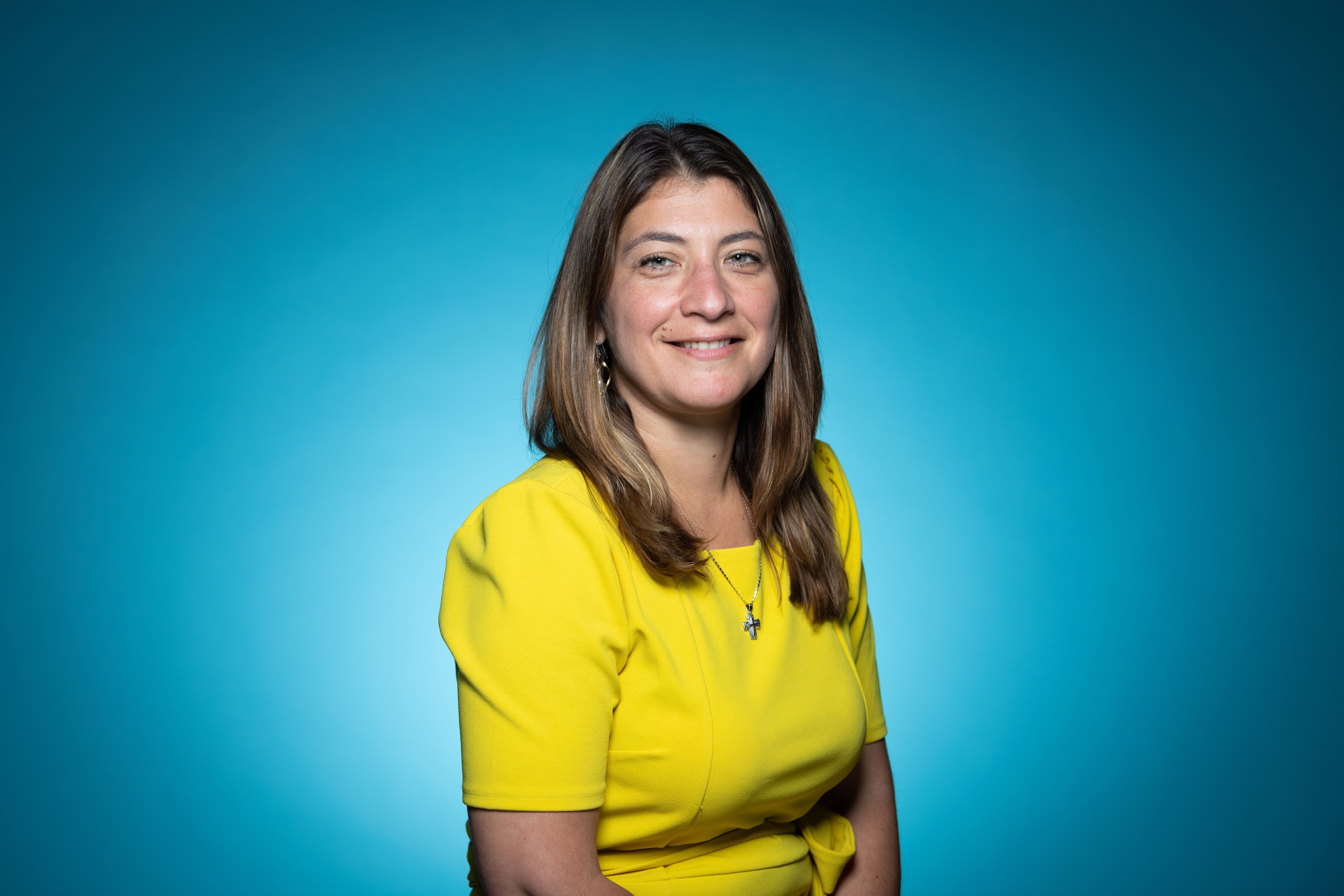 Headshot of Sophia Philis-Ortiz Managing Director for American Airlines.